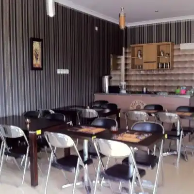 Whitz Bean Cafe & Resto