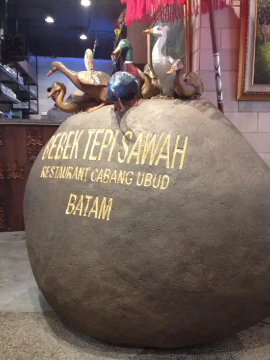 Gambar Makanan Bebek Tepi Sawah Restaurant 2