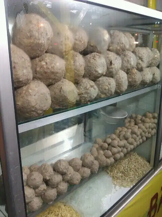 Gambar Makanan Bakso Bom Kalimalang 5