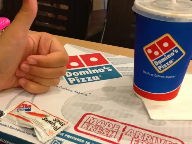 Gambar Makanan Domino's Pizza 15