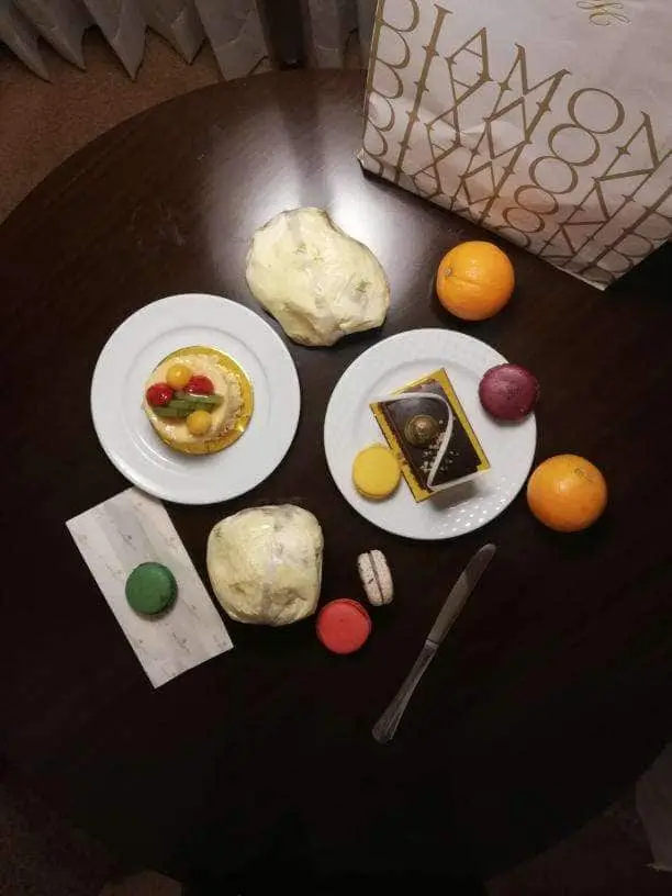 Lobby Lounge - Diamond Hotel Food Photo 20