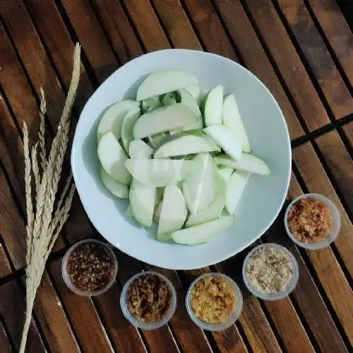 Gambar Makanan Rujak Sultan Jambu Kristal 3