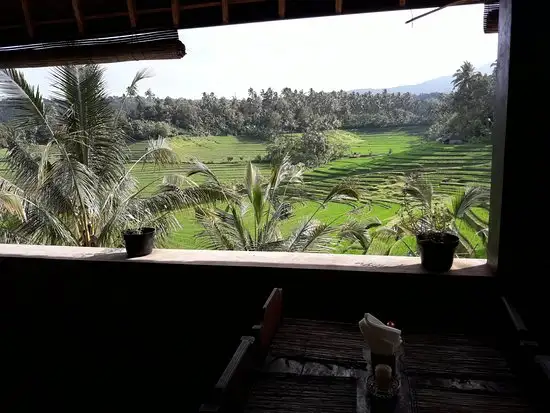 Gambar Makanan Warung Tepi Sawah 15