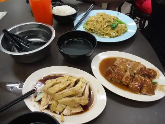 5 Star Hainanese Chicken Rice & BBQ Pork Food Photo 2