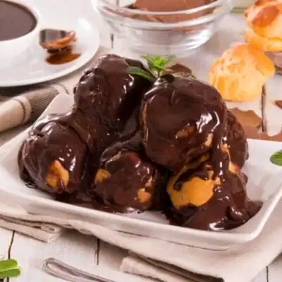 İnci Profiterol