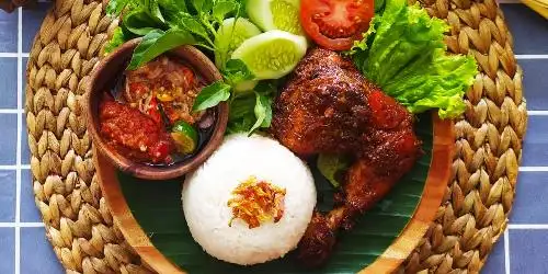 Nasi Kuning Sundari, Gunung Sanghyang