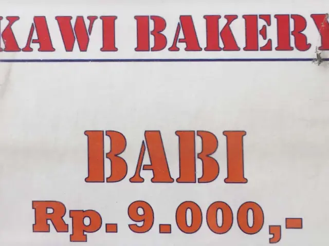 Gambar Makanan Kawi Bakery 9