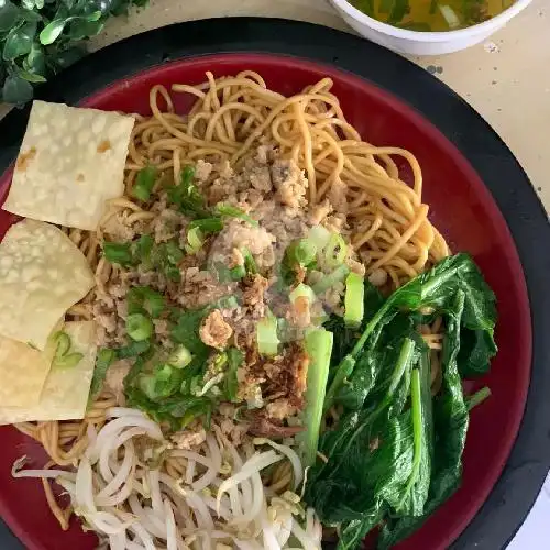 Gambar Makanan Abimanyu Tahu Bakso, Sudirman 20