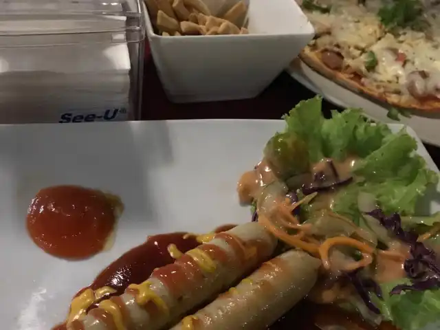 Gambar Makanan Vien's Resto Sausages & Steak 2