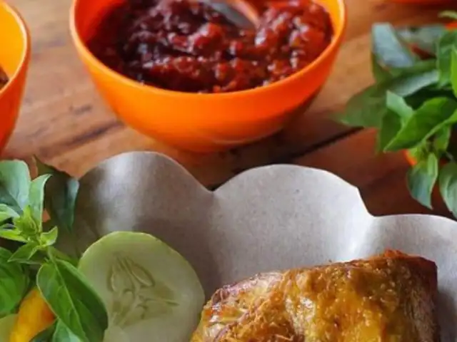 Lalapan Sambal Jabrix, Pulosari