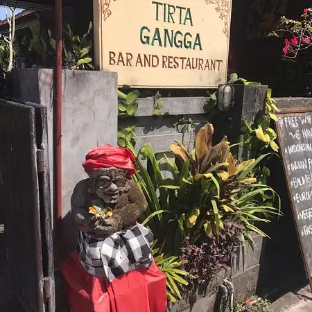 Gambar Makanan Tirta Gangga Bar and Restaurant 13