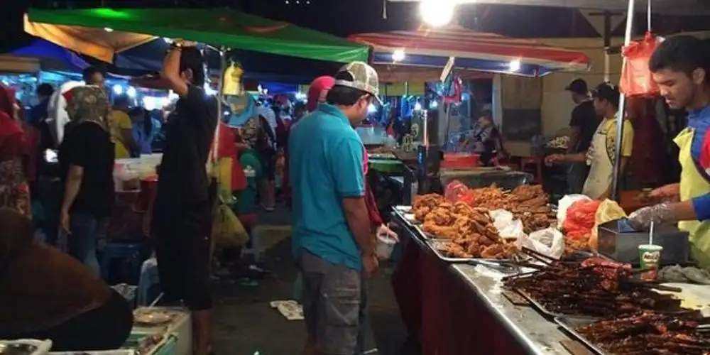 Sungai Ara Night Market