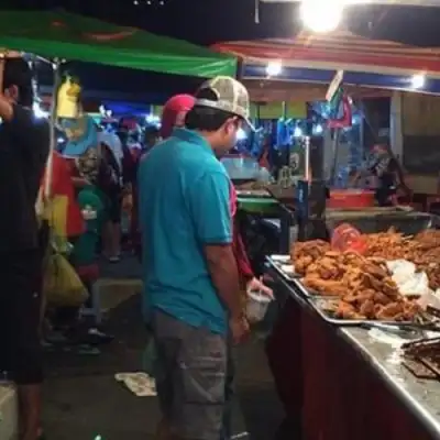 Sungai Ara Night Market