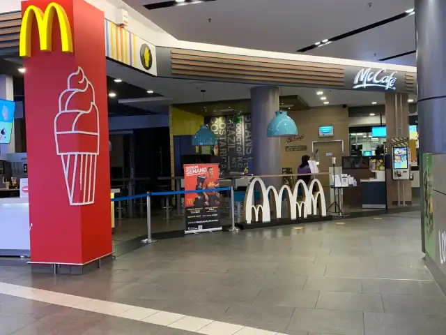McDonald's & McCafe's Food Photo 7