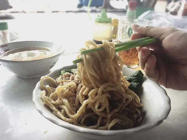 Gambar Makanan Bakmi Ayam O'ok 6