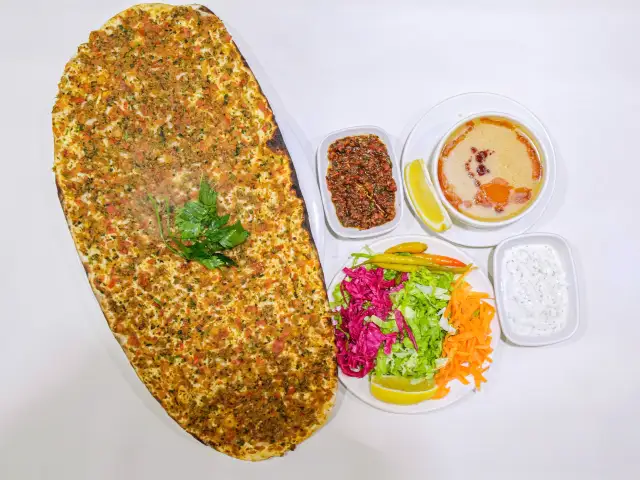 Can Küçükoğlu Pide & Kebap & Döner'nin yemek ve ambiyans fotoğrafları 1