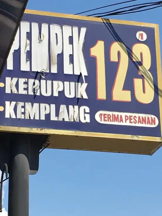 Gambar Makanan Pempek 123 18