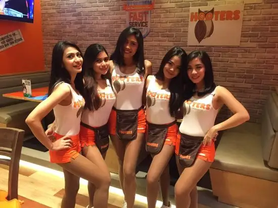 Gambar Makanan Hooters Jakarta 12