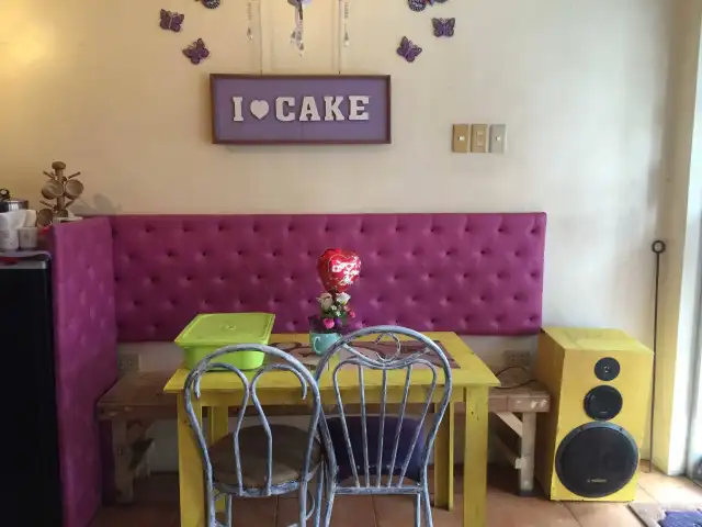 Purple Lab Café and Cake Shop Food Photo 2