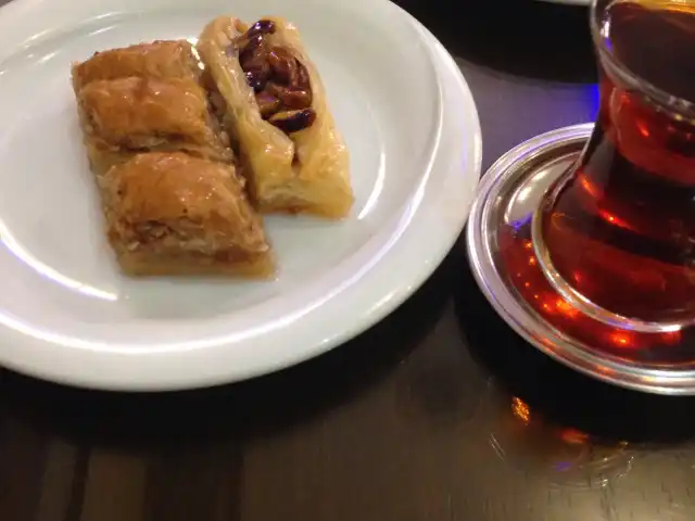 Çavuşoğlu Pastanesi'nin yemek ve ambiyans fotoğrafları 16