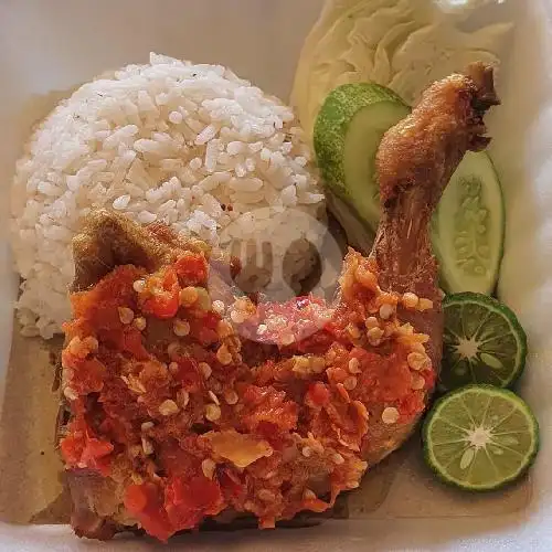 Gambar Makanan Ayam Geprek Sambal Mede Dhedhe, Griya Lopang Indah 14