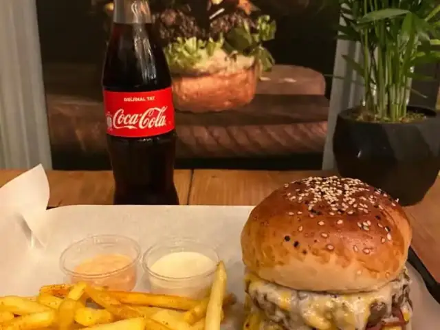All’n One Burger'nin yemek ve ambiyans fotoğrafları 7