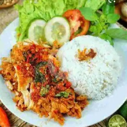 Gambar Makanan Ayam Geprek D'riel 4