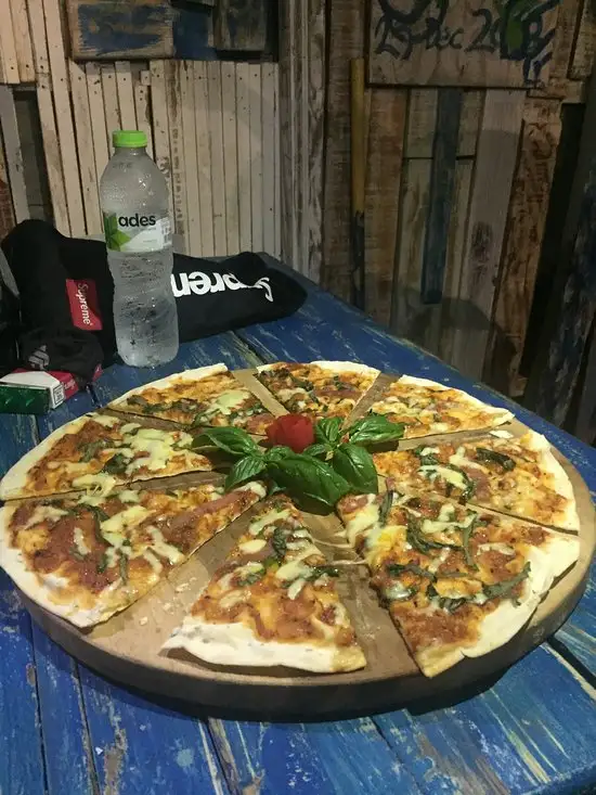 Gambar Makanan Suparman Pizza 10