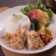 Gambar Makanan Sop Ikan Batam, Food centrum Sunter 4