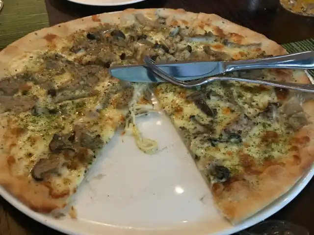 Gambar Makanan Patio Trattoria & Pizzeria 3