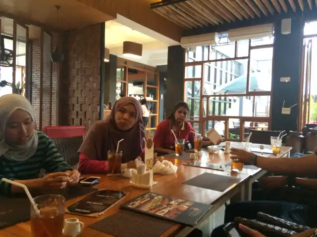 Gambar Makanan De Kendhil Resto 7