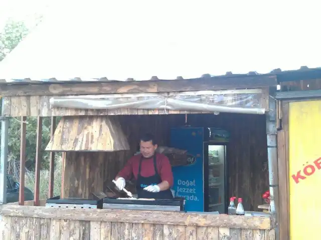 Angaralı Köfte Kokoreç'nin yemek ve ambiyans fotoğrafları 2