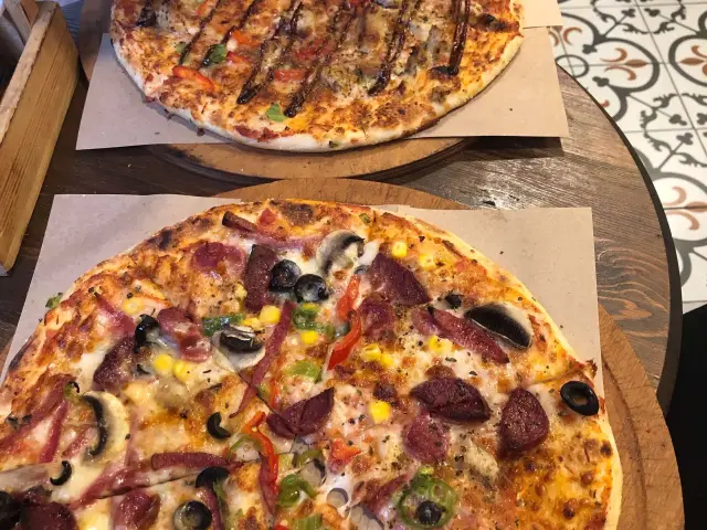 Play Pizza'nin yemek ve ambiyans fotoğrafları 12