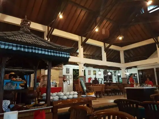 Gambar Makanan Lakeview Restaurant, Bar & Cafe 16