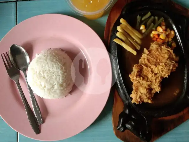 Gambar Makanan Warung Jumbo Fried Chicken & Steak, Bumi Mas Raya 4