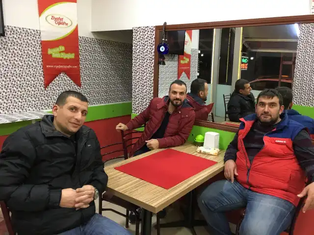 ziyafet cig kofte & kokorec'nin yemek ve ambiyans fotoğrafları 5