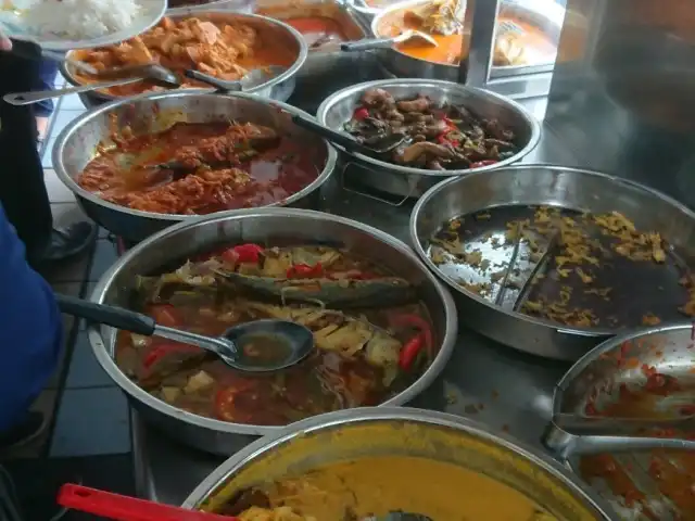 Nasi Padang International Hotel Food Photo 15