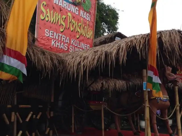 Rumah Makan Pengkolan - Lembang