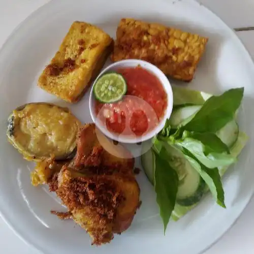 Gambar Makanan Ayam Goreng Rempah Kalasan Sanur 11