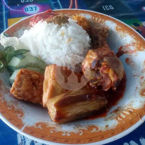 Gambar Makanan Nasi Penyetan Nyonya, Dekat Penyetan 1