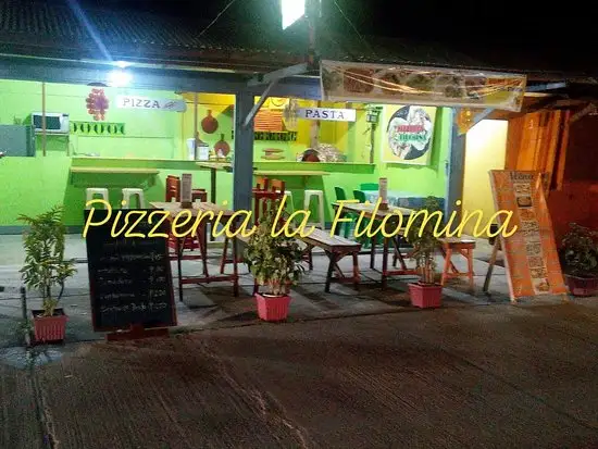 Pizzeria La Filomina Food Photo 1