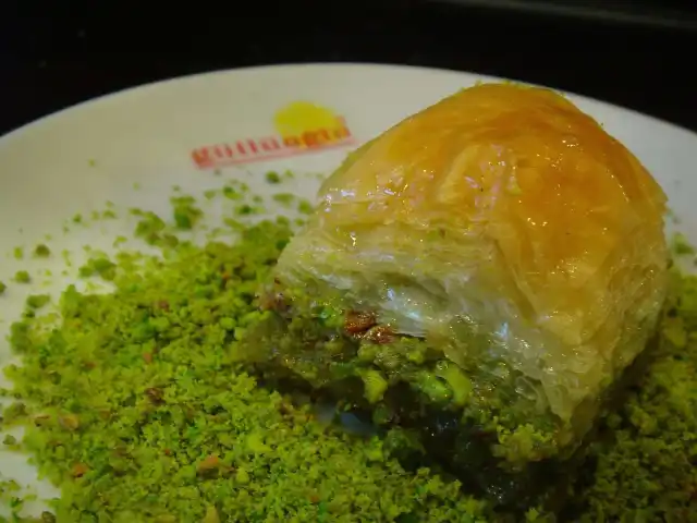 Elmacıpazarı Güllüoğlu Baklava'nin yemek ve ambiyans fotoğrafları 22