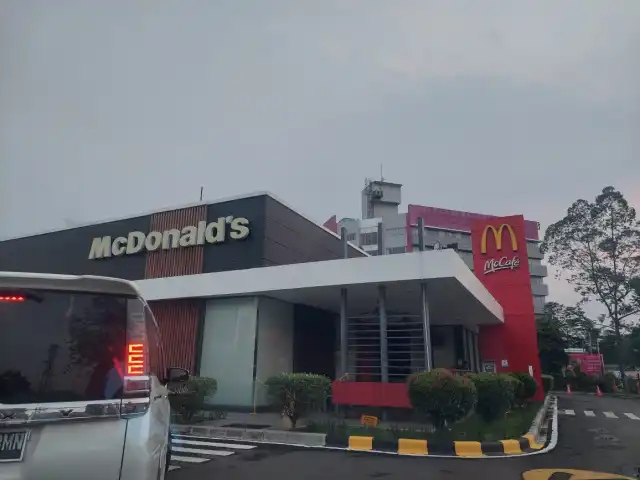 Gambar Makanan McDonald's / McCafé 7