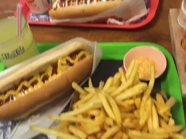 New Frank's Hot Dog'nin yemek ve ambiyans fotoğrafları 48
