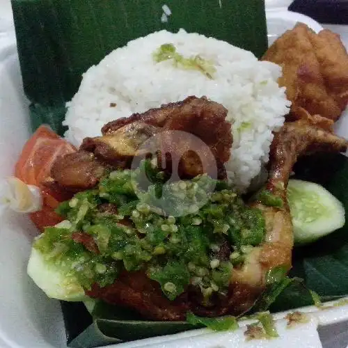 Gambar Makanan Ayam Penyet Sambel Ijo Bunga 1