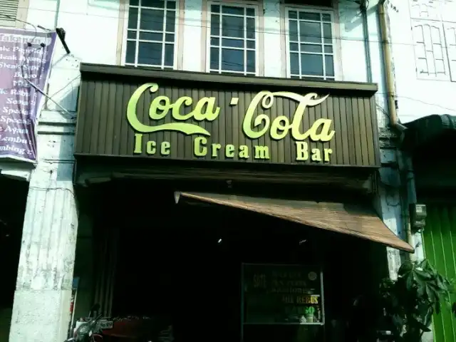 Gambar Makanan Coca Cola Ice Cream Bar 1
