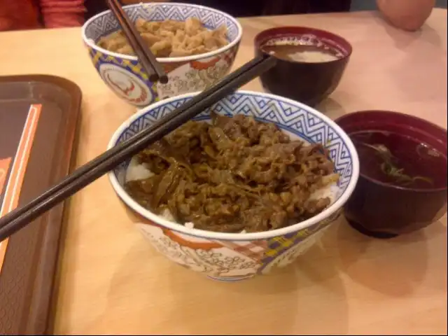 Gambar Makanan Yoshinoya (吉野家) 15