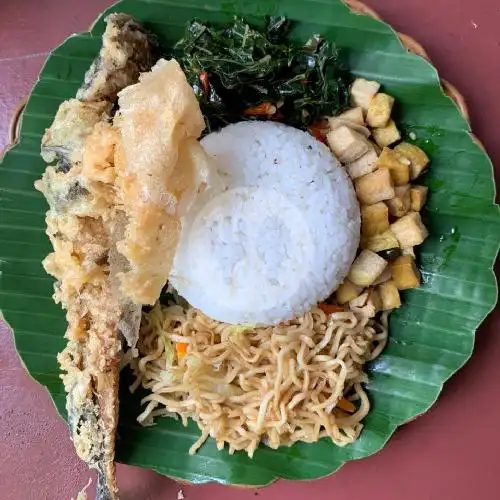 Gambar Makanan Gudeg Istimewa&nasi Rames Mamae Ima 4