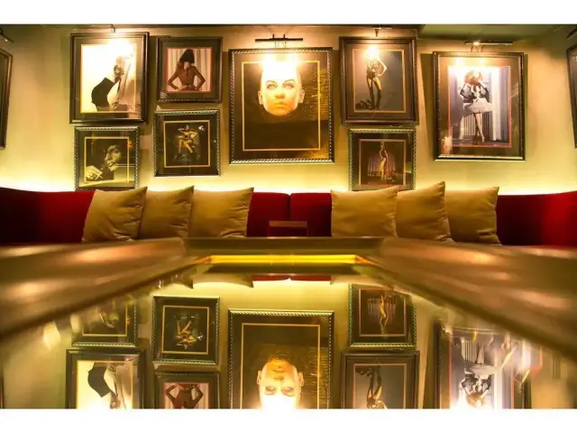 Gambar Makanan Sling Bar - Double Six Luxury Hotel 3