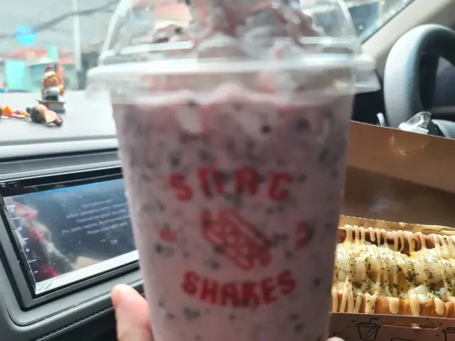 Gambar Makanan Snag & Shakes 5